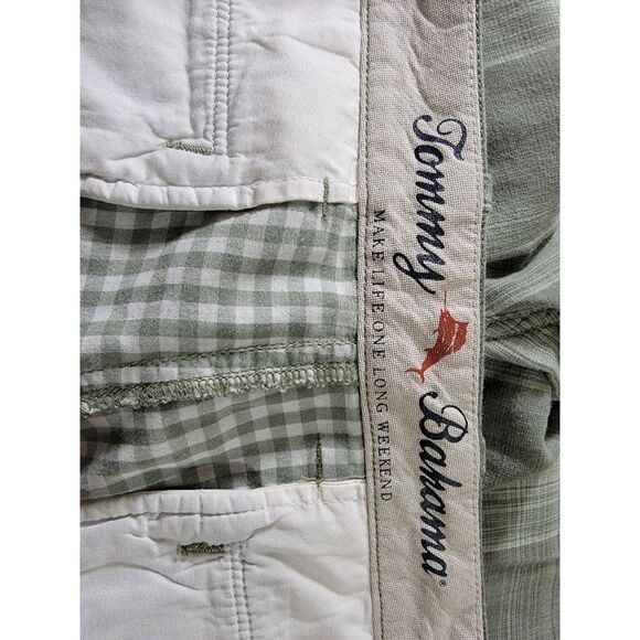 Tommy Bahama Men's Green Plaid Shorts - sz 36 - Picture 6 of 7